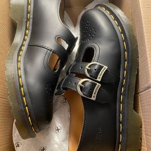 Dr. Martens Mary Janes smooth black